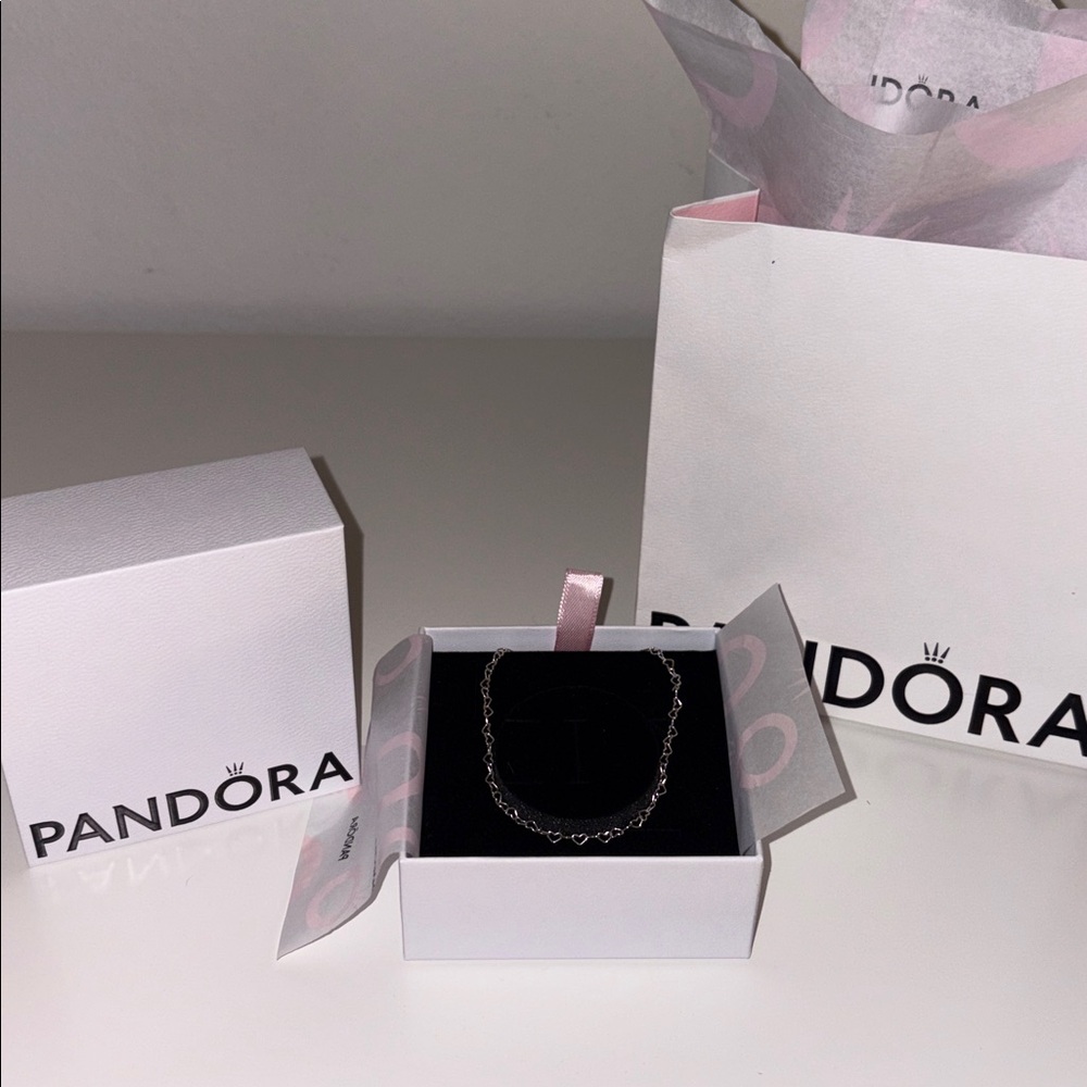 Pandora Silver Heart Link Necklace new in box - Picture 2 of 10